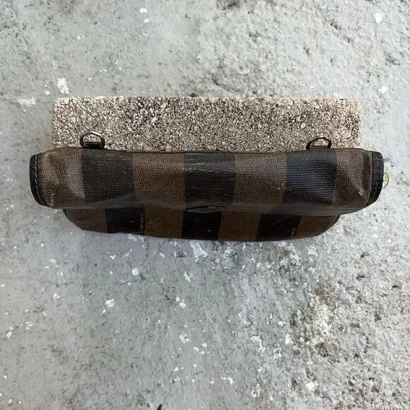 Vintage Fendi Pecan canvas crossbody - Picture 2 of 11